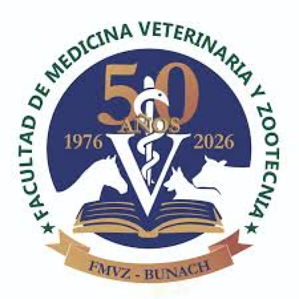 50 AÑOS FORMANDO PROFESIONALES VETERINARIOS